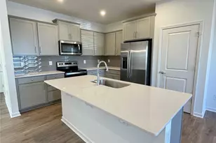 16224 Leading St, Charlotte, NC 28273 - Photo 4