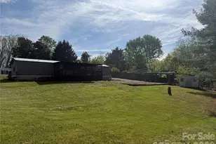 96 Green Acres Dr, Leicester, NC 28748 - Photo 4