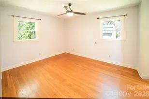 414 Patton St, Morganton, NC 28655 - Photo 16