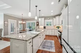 31 N Anvil Ave, Hendersonville, NC 28792 - Photo 12