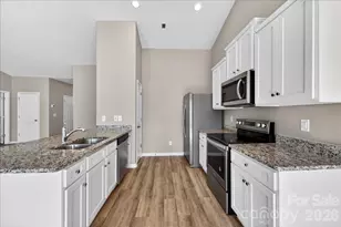 4322 One Mile Wy, Charlotte, NC 28215 - Photo 16