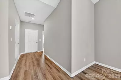 4322 One Mile Way, Charlotte, NC 28215 - Photo 6