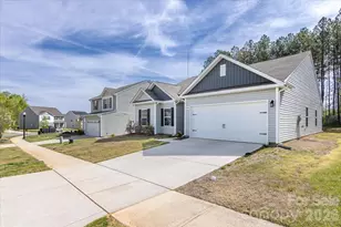 4322 One Mile Wy, Charlotte, NC 28215 - Photo 2