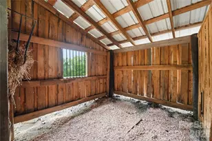 2305 Monteith Ln, Connelly Springs, NC 28612 - Photo 34