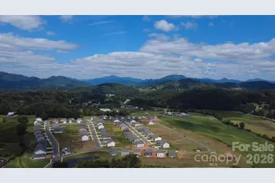 42 Ridgehaven Drive, Waynesville, NC 28786 - Photo 2