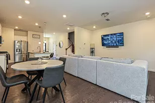 348 Abington St, Matthews, NC 28104 - Photo 6