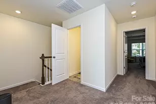 348 Abington St, Matthews, NC 28104 - Photo 8