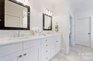 313 Wendover Hill Ct, Charlotte, NC 28211 - Photo 22