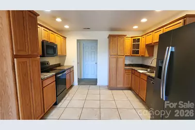200 Park Place, Morganton, NC 28655 - Photo 4