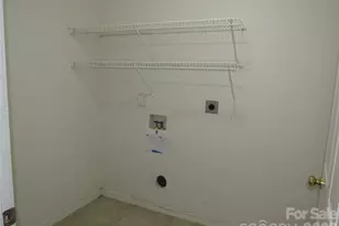 200 Park Pl, Morganton, NC 28655 - Photo 12