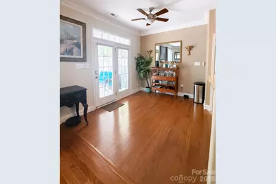 9654 Waltham Court, Charlotte, NC 28269 - Photo 4