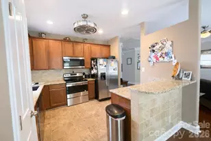 9654 Waltham Ct, Charlotte, NC 28269 - Photo 6