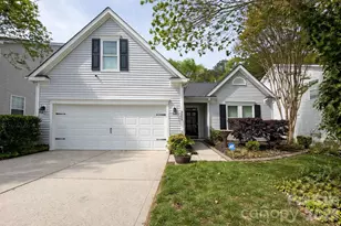 9654 Waltham Ct, Charlotte, NC 28269 - Photo 2