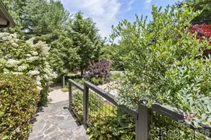 10 Morning Dew Dr, Asheville, NC 28804 - Photo 32