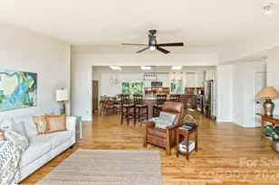 10 Morning Dew Dr, Asheville, NC 28804 - Photo 6