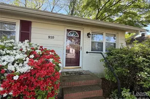 910 Edgemont Ave, Belmont, NC 28012 - Photo 2