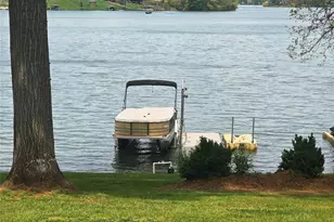 160 Quail Hollow Dr, Kings Mountain, NC 28086 - Photo 4