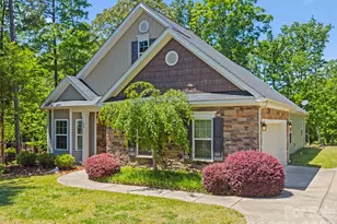 144 Hawks Landing Dr, Troutman, NC 28166 - Photo 2