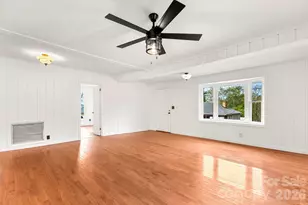 513 Grier St, Lincolnton, NC 28092 - Photo 8