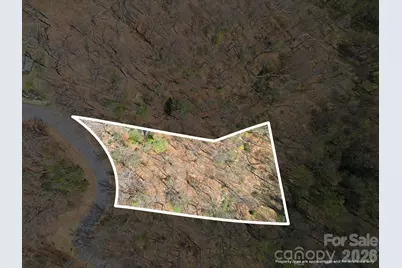 000 Signature Row Boulevard #10, Waynesville, NC 28785 - Photo 2