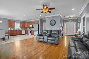 104 Castle Pines Ln, Statesville, NC 28625 - Photo 12