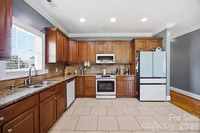104 Castle Pines Lane, Statesville, NC 28625 - Photo 8