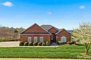 416 Huntington Woods Street N, Lenoir, NC 28645 - Photo 1