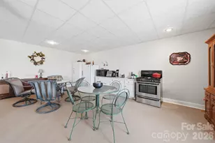 416 Huntington Woods Street N, Lenoir, NC 28645 - Photo 30