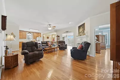 416 Huntington Woods Street N, Lenoir, NC 28645 - Photo 12