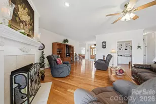 416 Huntington Woods Street N, Lenoir, NC 28645 - Photo 14