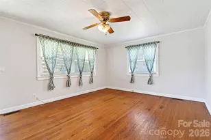 85 Bostic St, Marion, NC 28752 - Photo 8