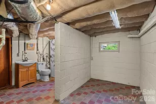114 Walker St, Black Mountain, NC 28711 - Photo 40