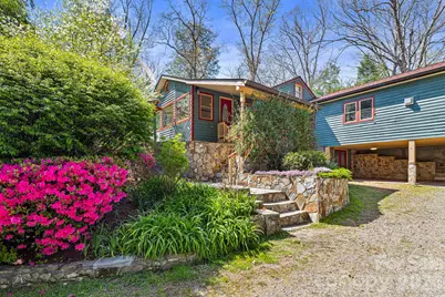 114 Walker Street, Black Mountain, NC 28711 - Photo 2