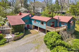 114 Walker St, Black Mountain, NC 28711 - Photo 2