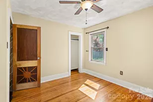 114 Walker St, Black Mountain, NC 28711 - Photo 28