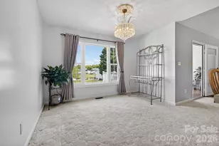 101 Erin Ln, Thomasville, NC 27360 - Photo 6