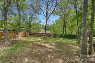 10203 Rockwood Rd, Charlotte, NC 28215 - Photo 18