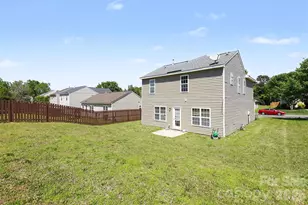 8207 Belmont Stables Dr, Charlotte, NC 28216 - Photo 18