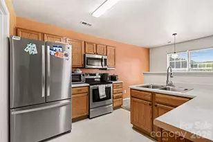 8207 Belmont Stables Dr, Charlotte, NC 28216 - Photo 8