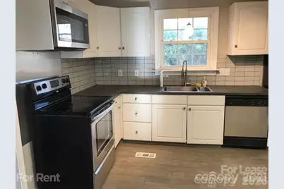 5027 Baylor Drive, Charlotte, NC 28210 - Photo 8
