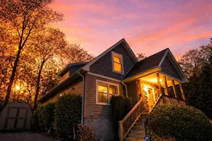 25 Eastwind Ln, Candler, NC 28715 - Photo 2