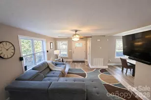 25 Eastwind Ln, Candler, NC 28715 - Photo 8