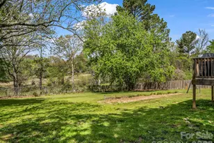 961 Mid Allen Rd, Hendersonville, NC 28792 - Photo 14