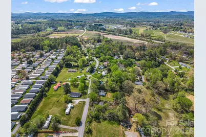 961 Mid Allen Road, Hendersonville, NC 28792 - Photo 38