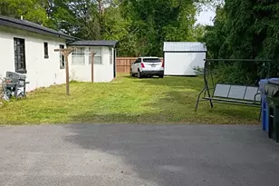 104 N Branch St, Elm City, NC 27822 - Photo 8