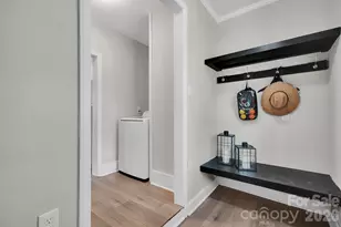 5201 Amity Pl, Charlotte, NC 28212 - Photo 14