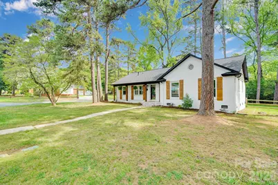 5201 Amity Place, Charlotte, NC 28212 - Photo 2