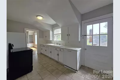 754 Montgomery Avenue #Unit B, Albemarle, NC 28001 - Photo 4