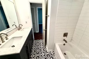 1511 Briarfield Dr, Charlotte, NC 28205 - Photo 22