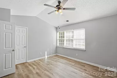 10142 Forest Landing Drive, Charlotte, NC 28213 - Photo 8